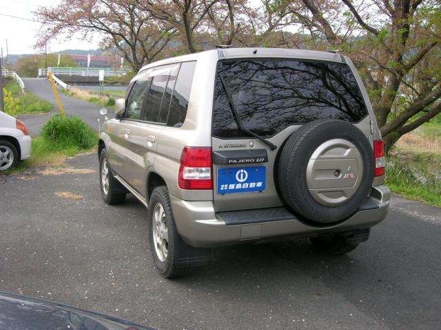 Mitsubishi Pajero iO 4