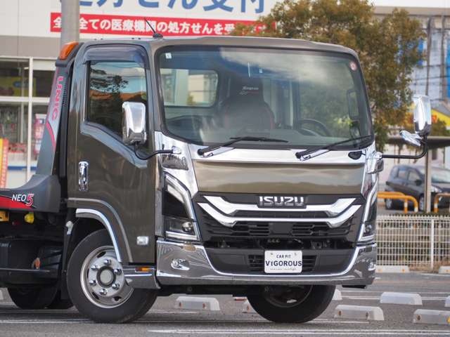 Isuzu Elf 12