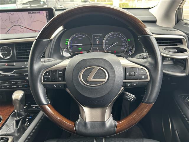 Lexus RX 8
