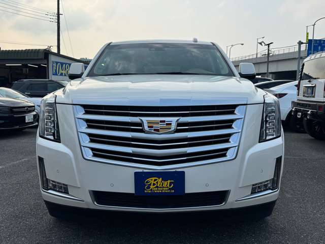 Cadillac エスカレード 3
