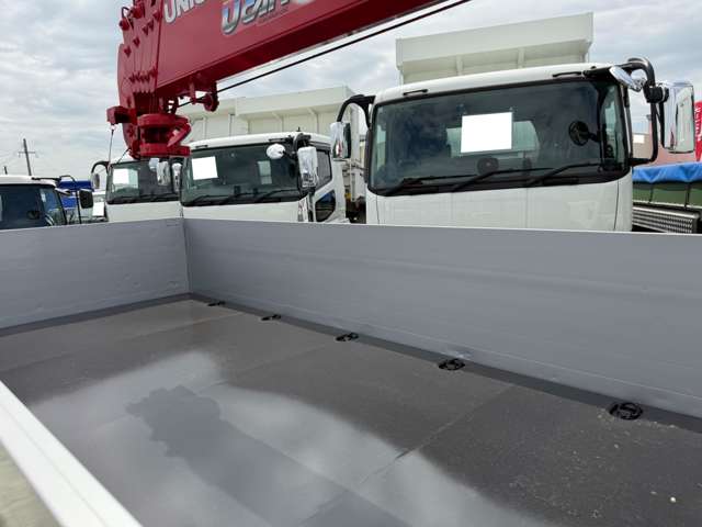 Isuzu Elf 5