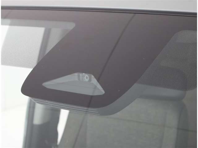 Toyota Sienta 12