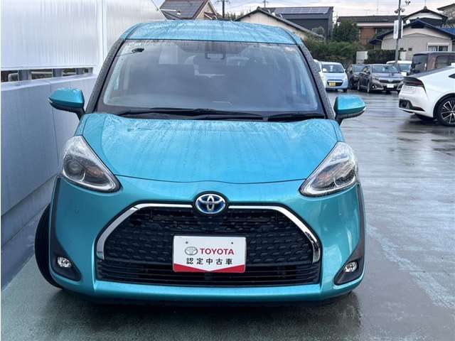 Toyota Sienta 10
