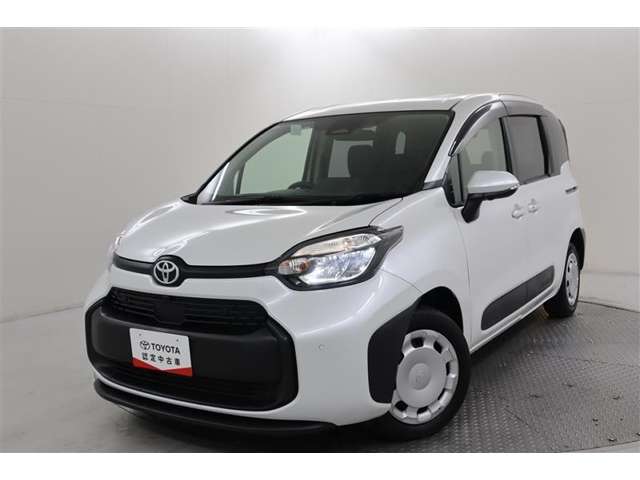 Toyota Sienta 8