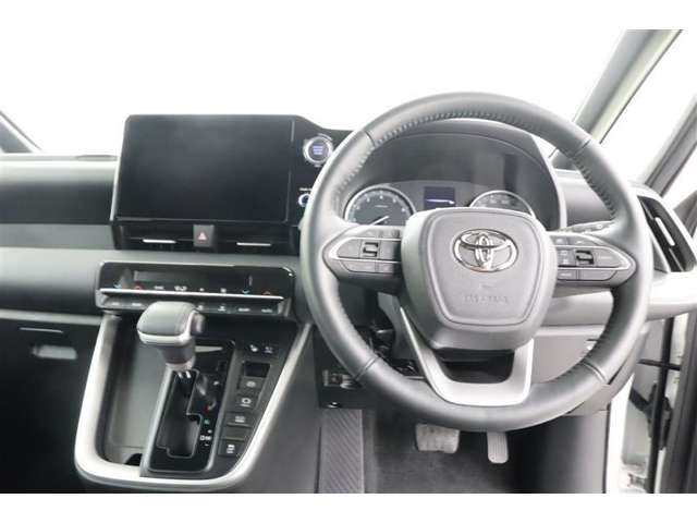 Toyota Noah 12