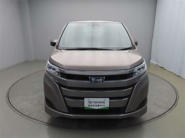 Toyota Noah 2