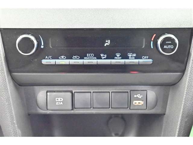 Toyota Yaris Cross 8