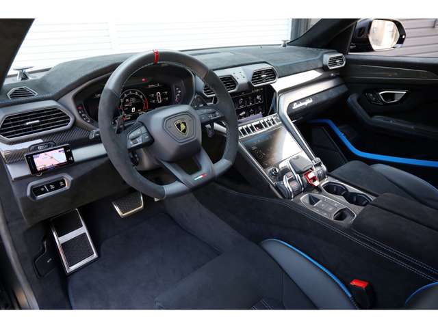 Lamborghini ウルス 9