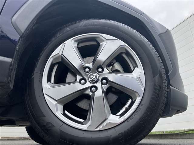 Toyota RAV4 12