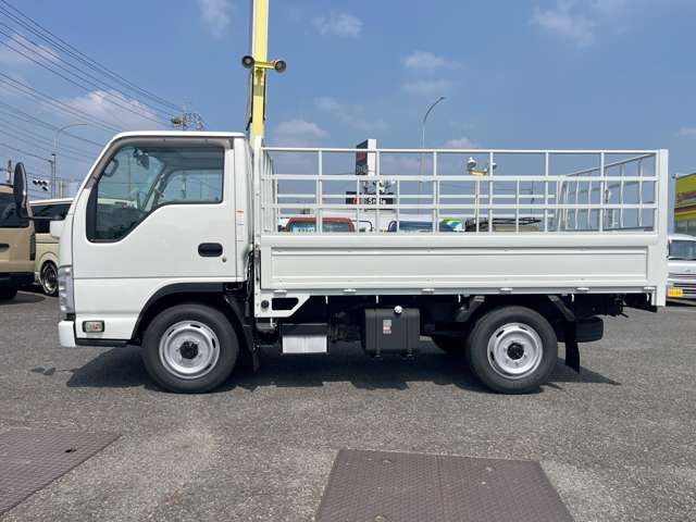 Isuzu Elf 3