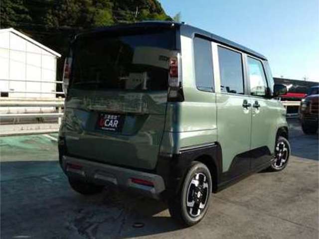 Mitsubishi Delica Mini 2