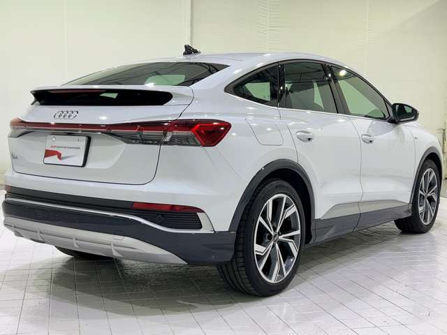 Audi Q4 Sportback e-tron 6