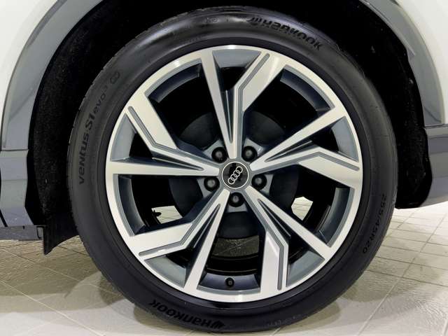 Audi Q4 Sportback e-tron 8