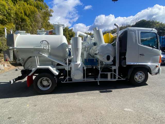 Hino Ranger 4