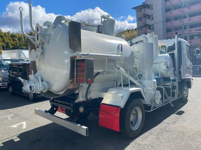 Hino Ranger 8