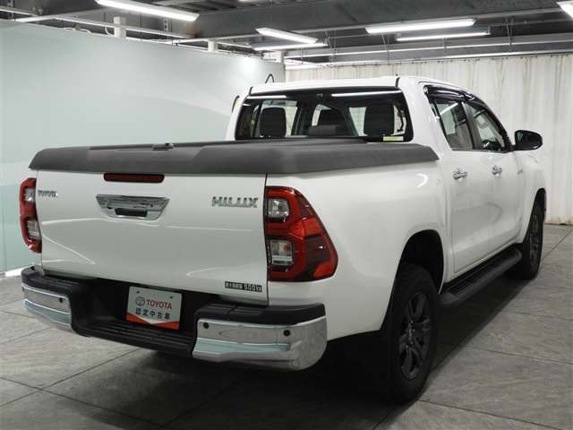 Toyota Hilux 5
