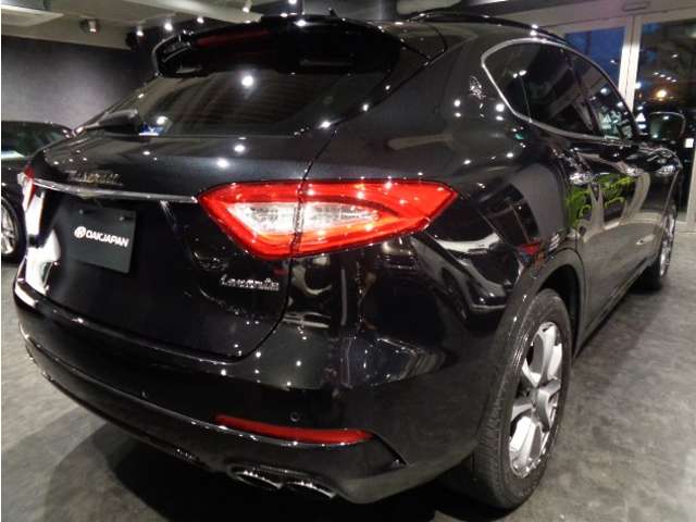 Maserati Levante 3