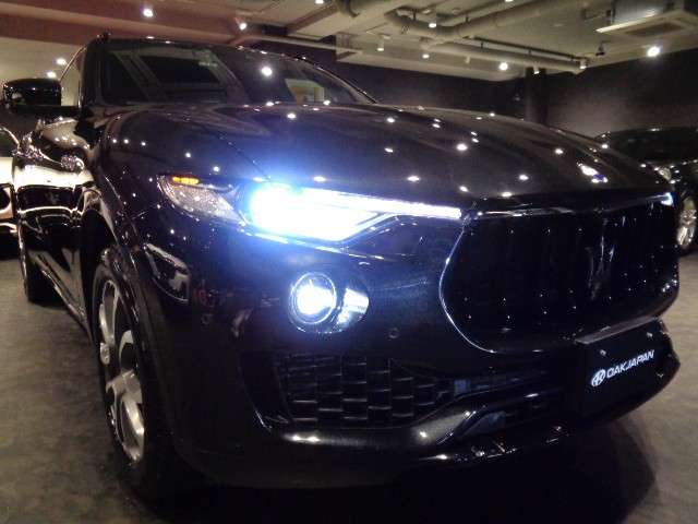Maserati Levante 6