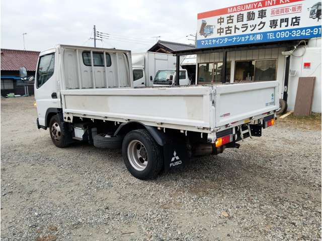 Mitsubishi Fuso Canter 9