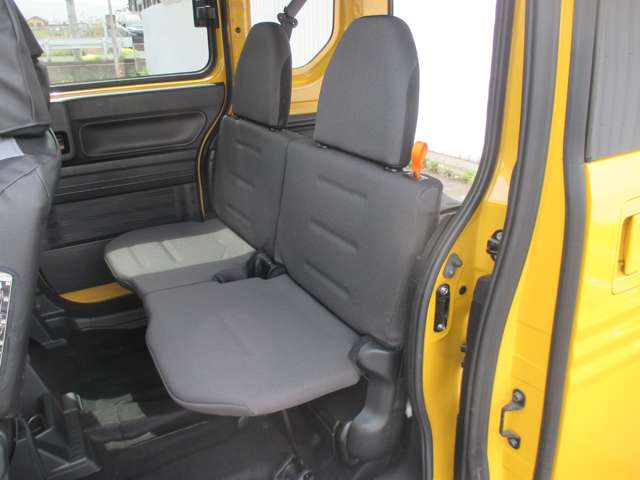 Honda N-VAN 11