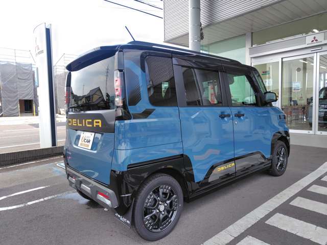 Mitsubishi Delica Mini 2