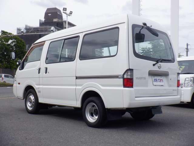 Nissan Vanette 11