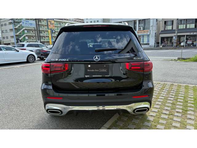 Mercedes-Benz GLB 5