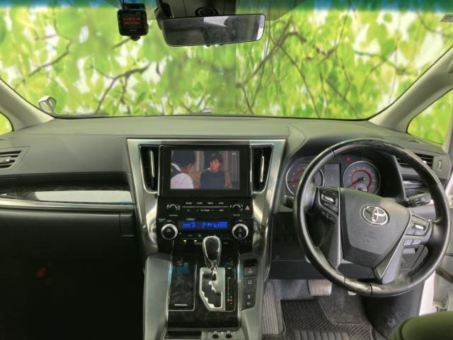 Toyota Alphard 2