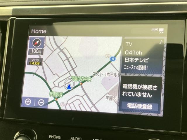 Toyota Alphard 4