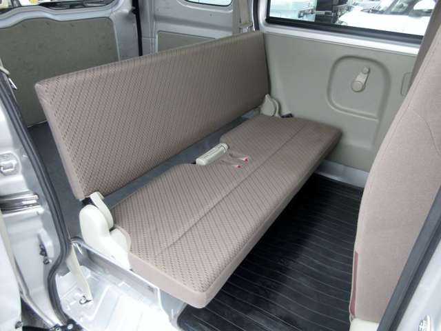 Suzuki Every 11