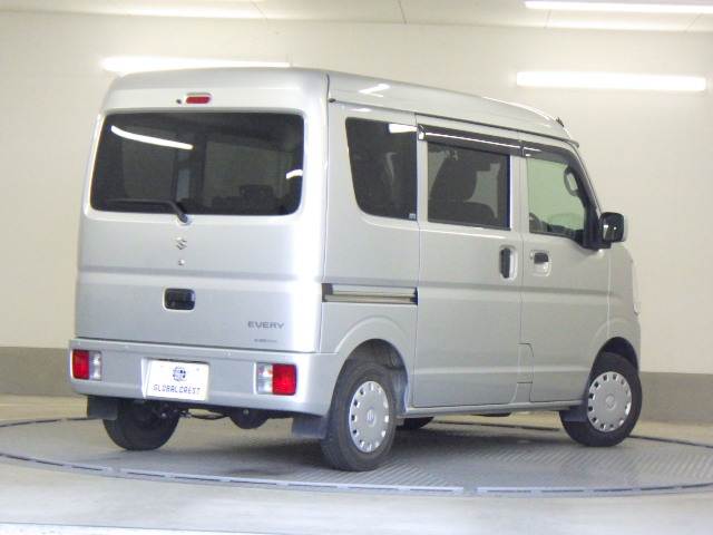 Suzuki Every 2