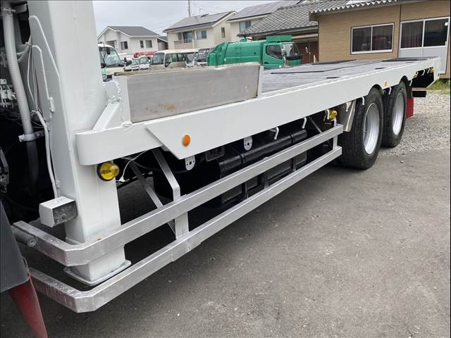 Mitsubishi Fuso Super Great 9