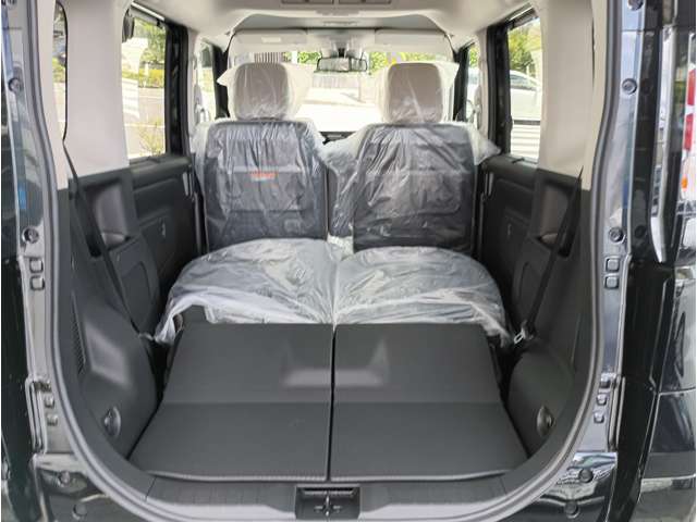 Mitsubishi Delica Mini 11