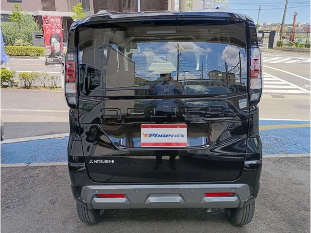 Mitsubishi Delica Mini 6