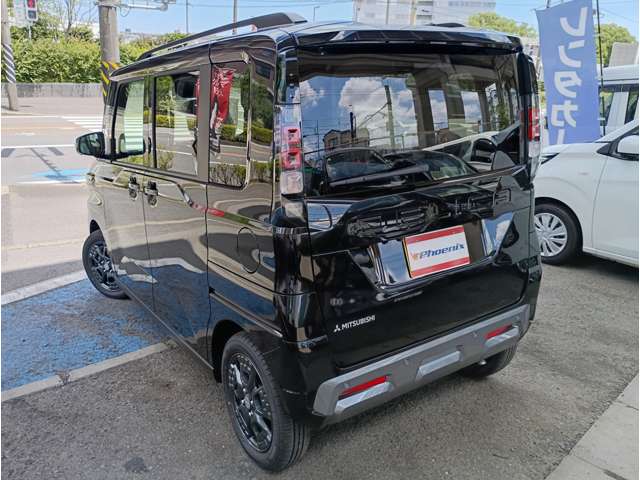 Mitsubishi Delica Mini 7
