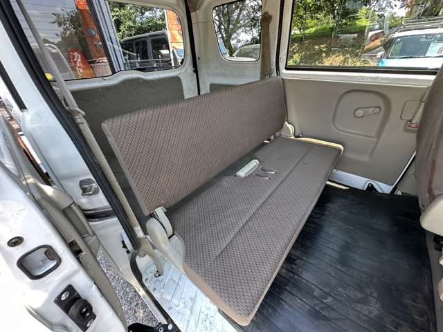 Suzuki Every 8