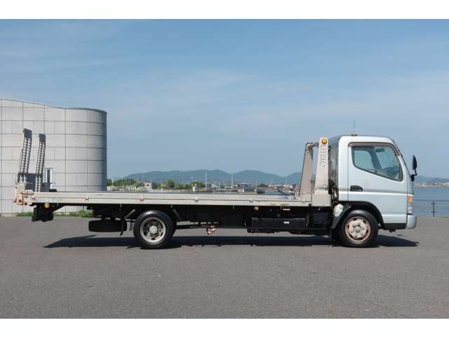 Mitsubishi Fuso Canter 11