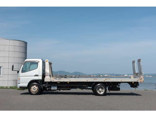 Mitsubishi Fuso Canter 7