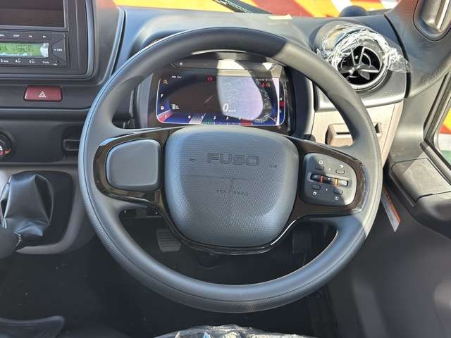 Mitsubishi Fuso Canter 10