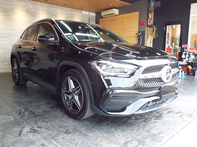 Mercedes-Benz GLA-Class 6