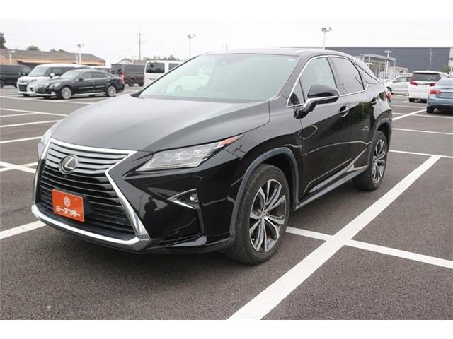 Lexus RX 9
