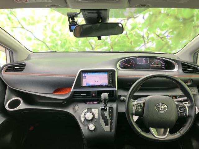Toyota Sienta 2