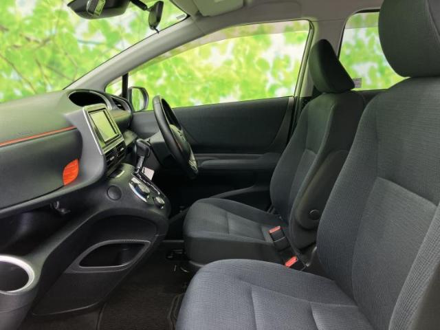 Toyota Sienta 9