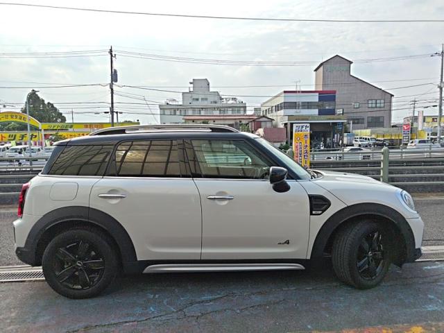MINI Crossover 11