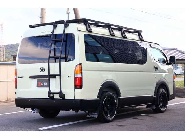 Toyota Hiace 11