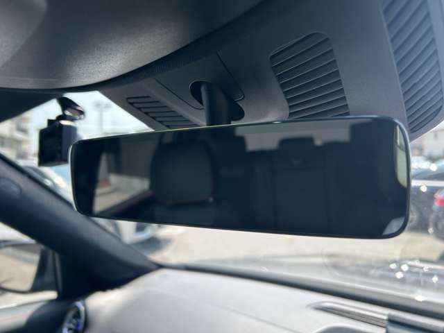 Mercedes-Benz GLB 12