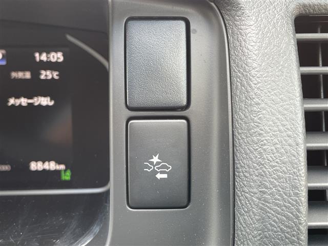 Toyota Hiace 6