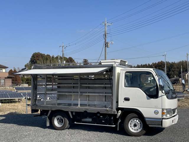 Isuzu Elf 2
