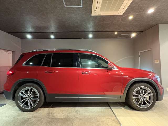 Mercedes-Benz GLB 2