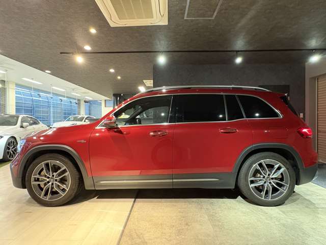 Mercedes-Benz GLB 6